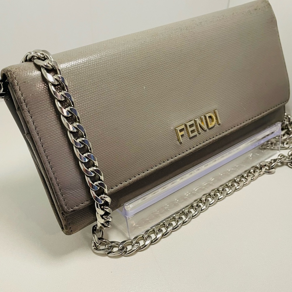 COPY - Fendi authentic Continental wallet with removable chain - Picture 2 of 15